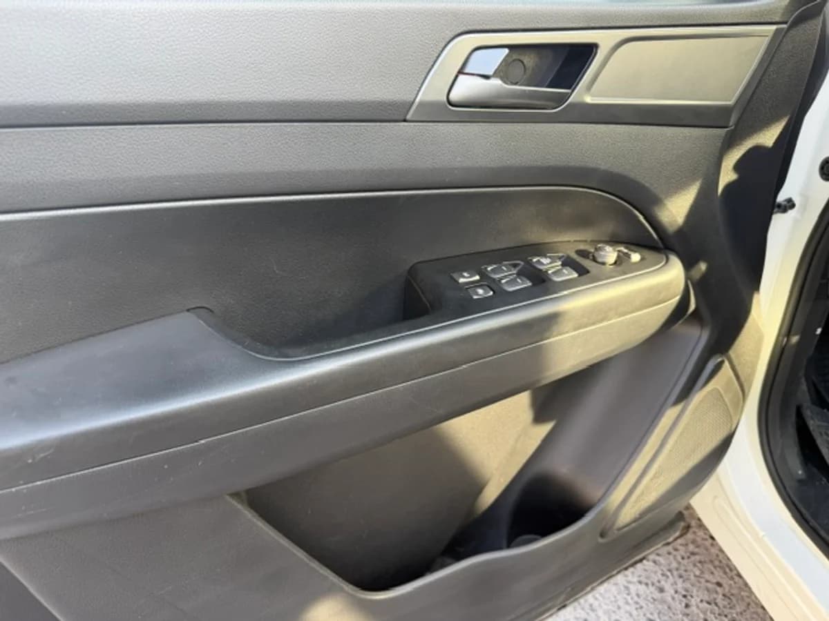 SSANGYONG Musso 2.2 GRAND GLX TD DIESEL 4WD MT6 4P 2024 - Imagen 7