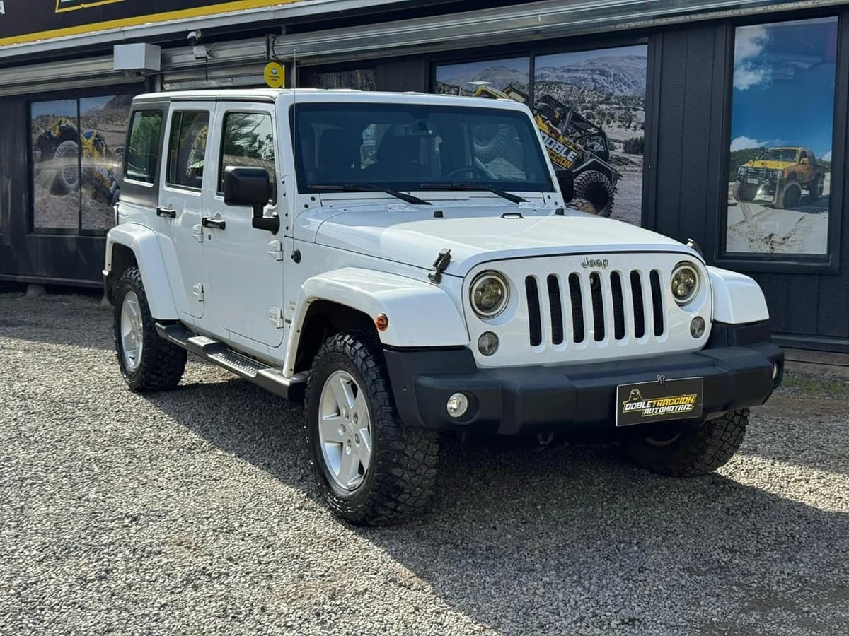 JEEP WRANGLER SAHARA 2.8 AUT - Imagen 1
