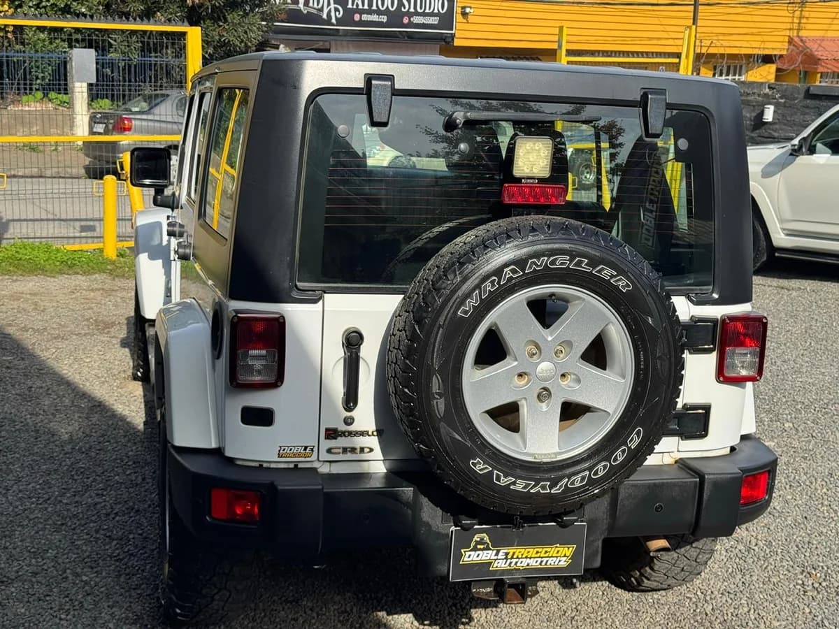 JEEP WRANGLER SAHARA 2.8 AUT - Imagen 6