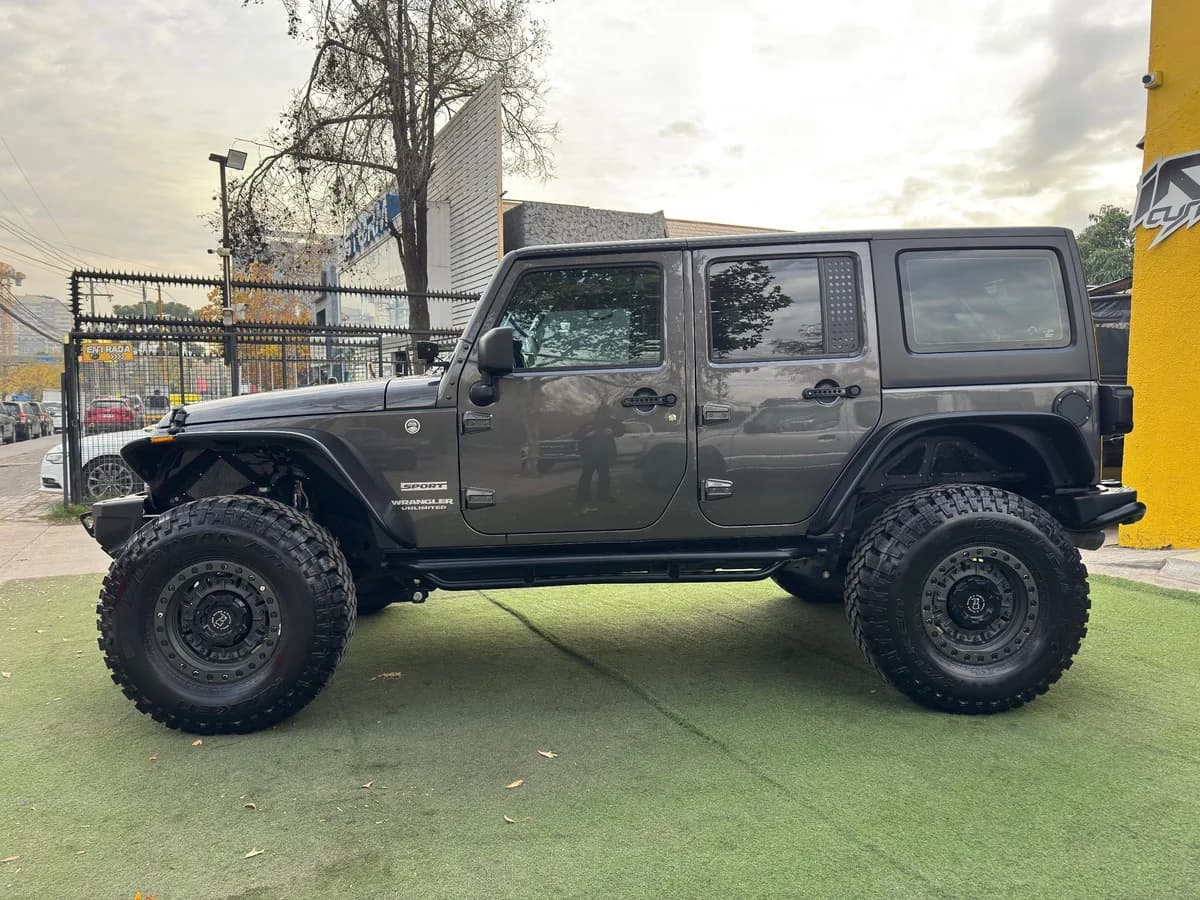 Jeep Wrangler JKU Sport 2018 - Imagen 4