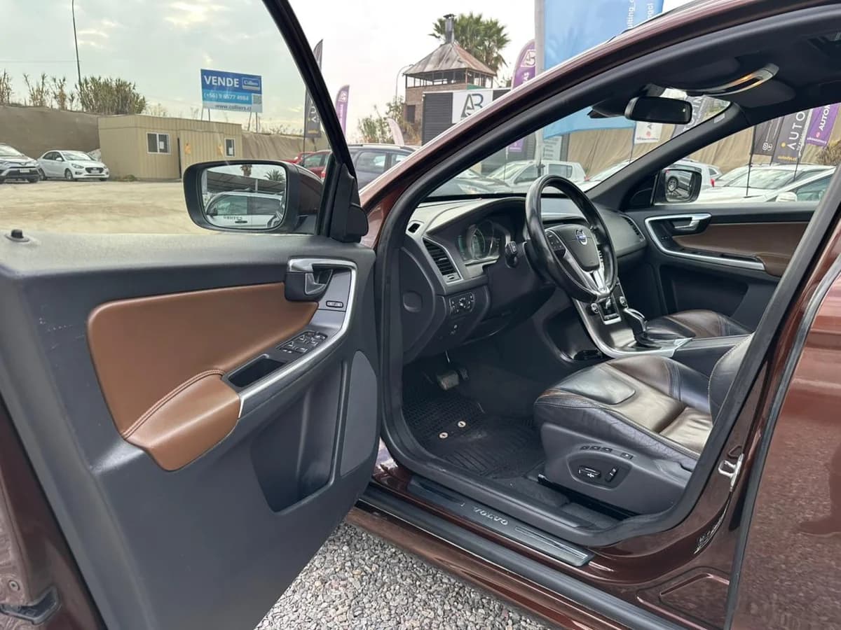 VOLVO XC60 2.0 T5 PLUS AUT LIMITED 2015 - Imagen 26