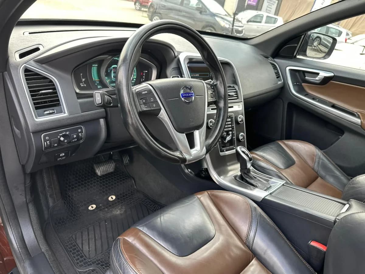 VOLVO XC60 2.0 T5 PLUS AUT LIMITED 2015 - Imagen 25