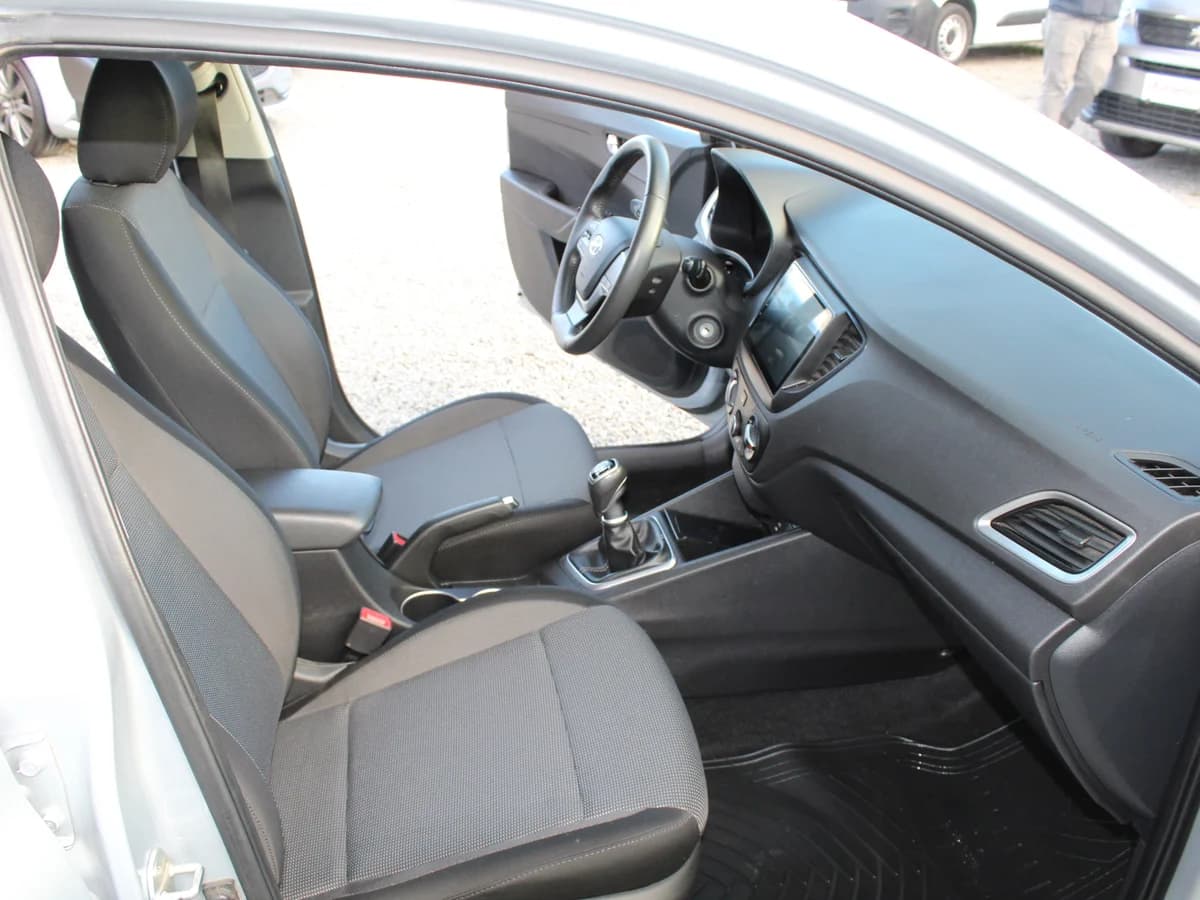 HYUNDAI ACCENT HCI FULL 2023 - Imagen 6