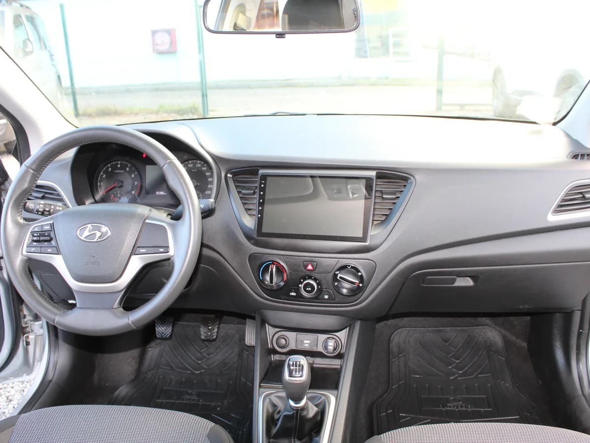 HYUNDAI ACCENT HCI FULL 2023 - Imagen 7