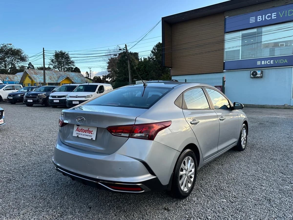 HYUNDAI ACCENT HCI FULL 2023 - Imagen 9