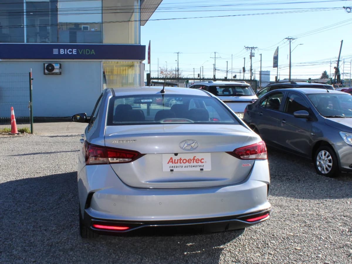 HYUNDAI ACCENT HCI FULL 2023 - Imagen 12
