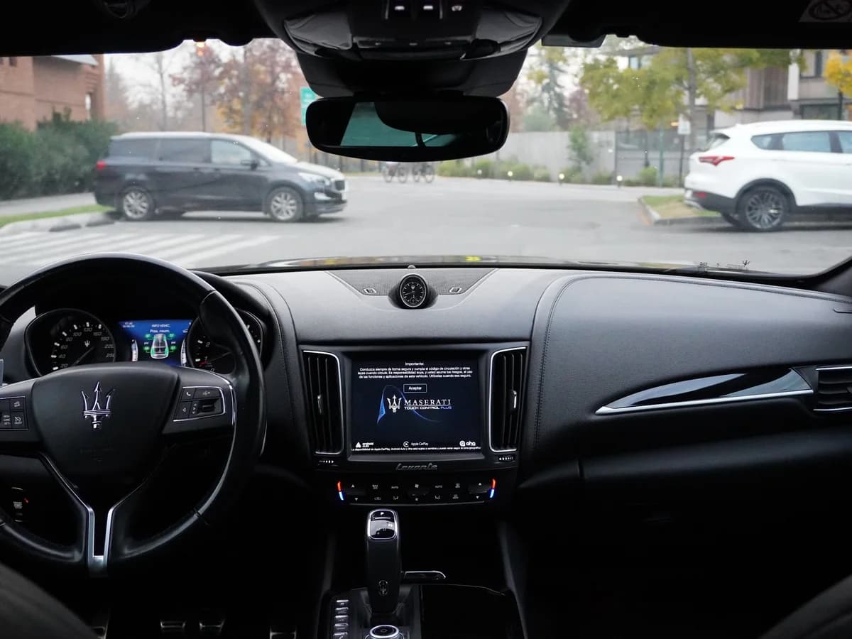 Maserati Levante 4x4 3.0 año 2019 - Imagen 16