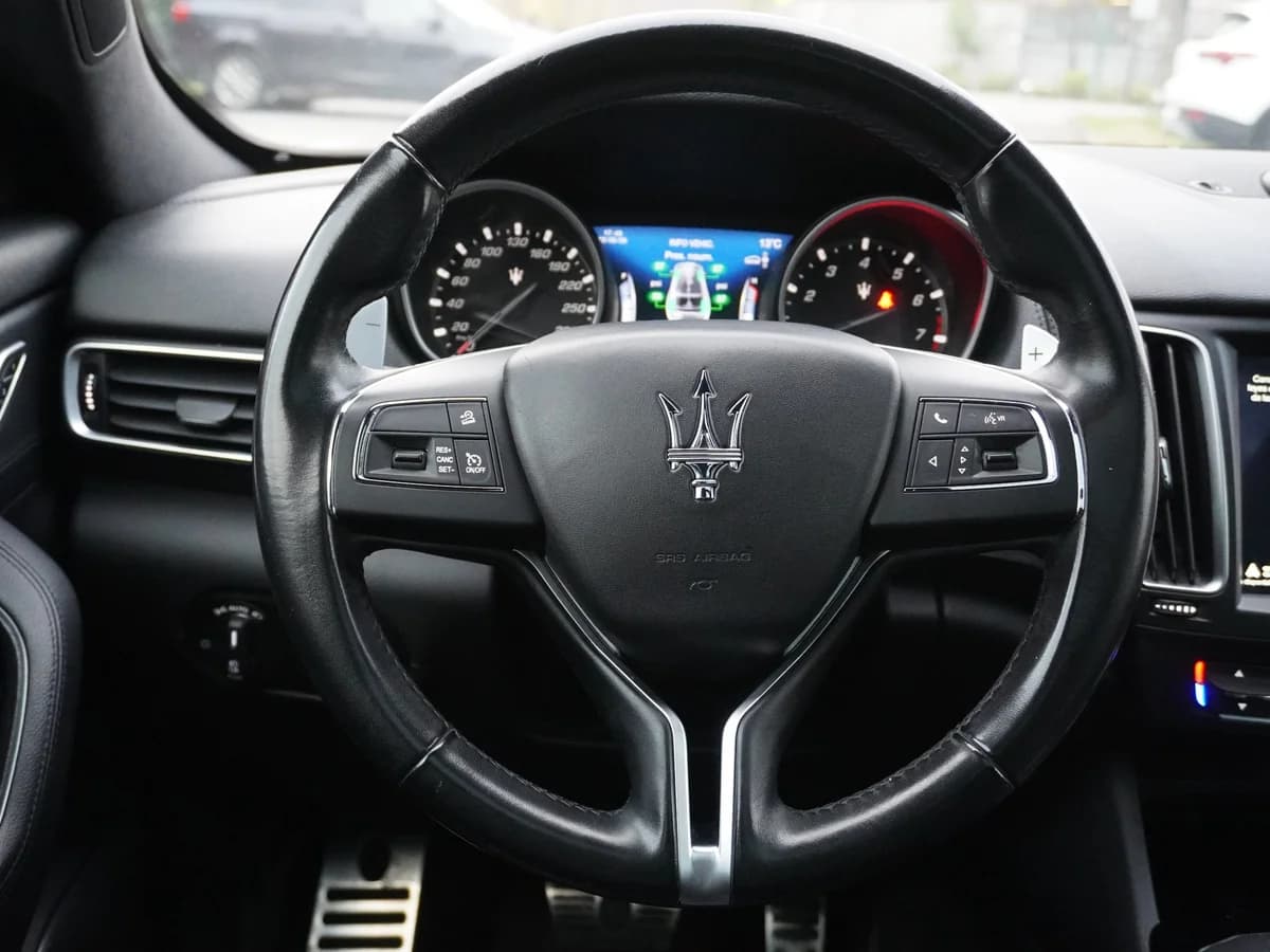 Maserati Levante 4x4 3.0 año 2019 - Imagen 19