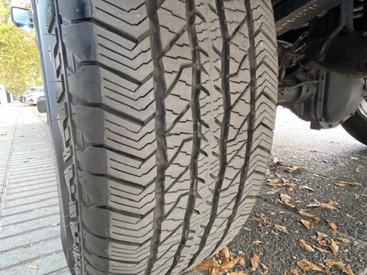 FORD F-150 Lariat Black 4x4 2025 - Imagen 27