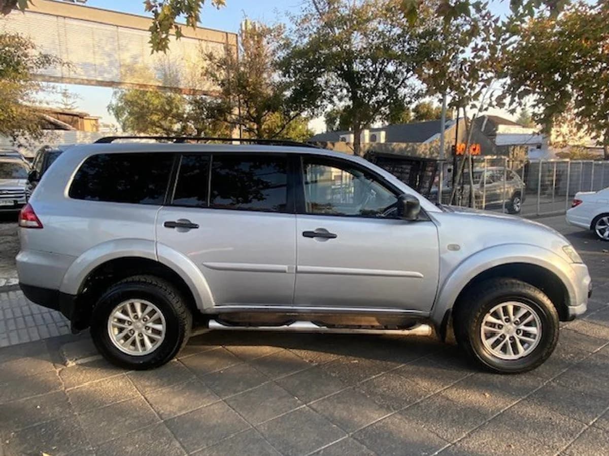 MITSUBISHI MONTERO SPORT 2.5 Diesel 2016 - Imagen 5
