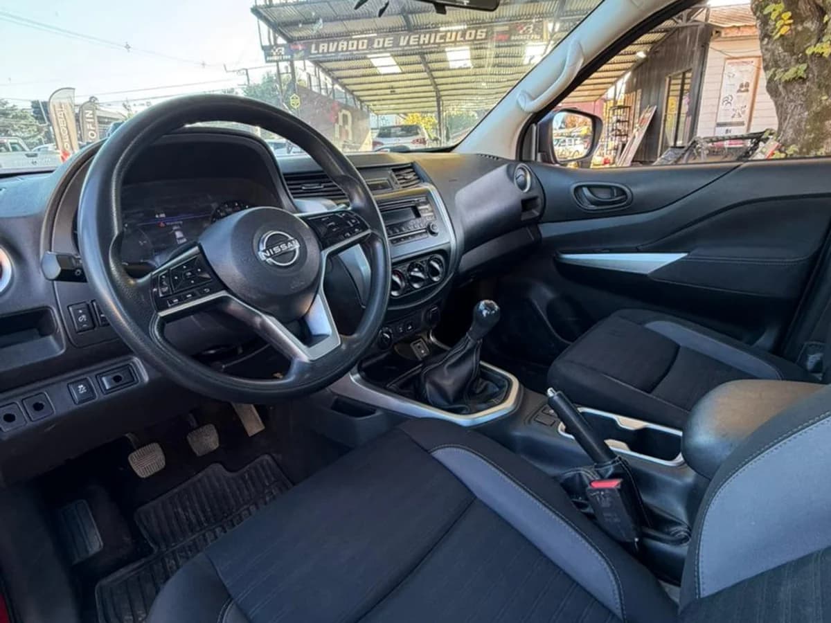 NISSAN NAVARA D CAB MT 4X4 2.3 2024 - Imagen 7