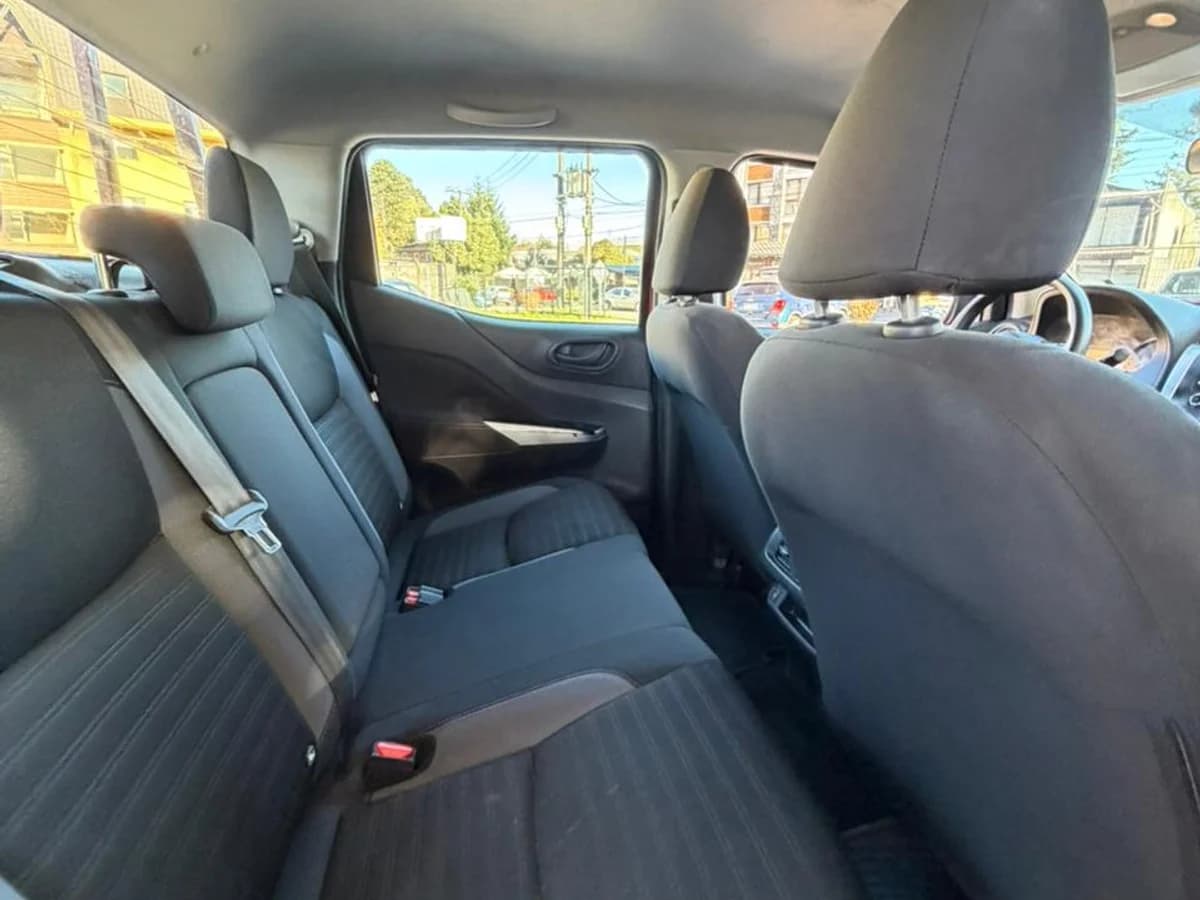 NISSAN NAVARA D CAB MT 4X4 2.3 2024 - Imagen 18