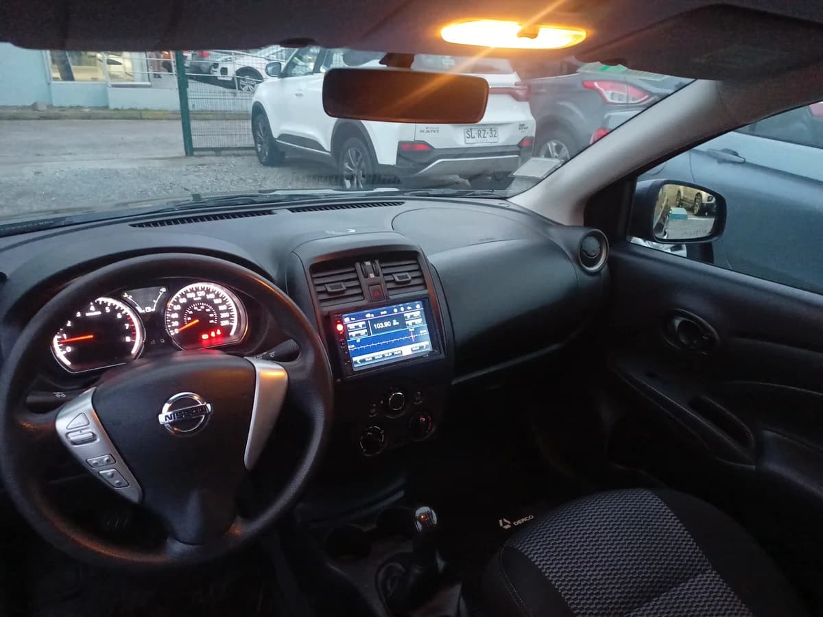 NISSAN VERSA SENSE 2020 - Imagen 6