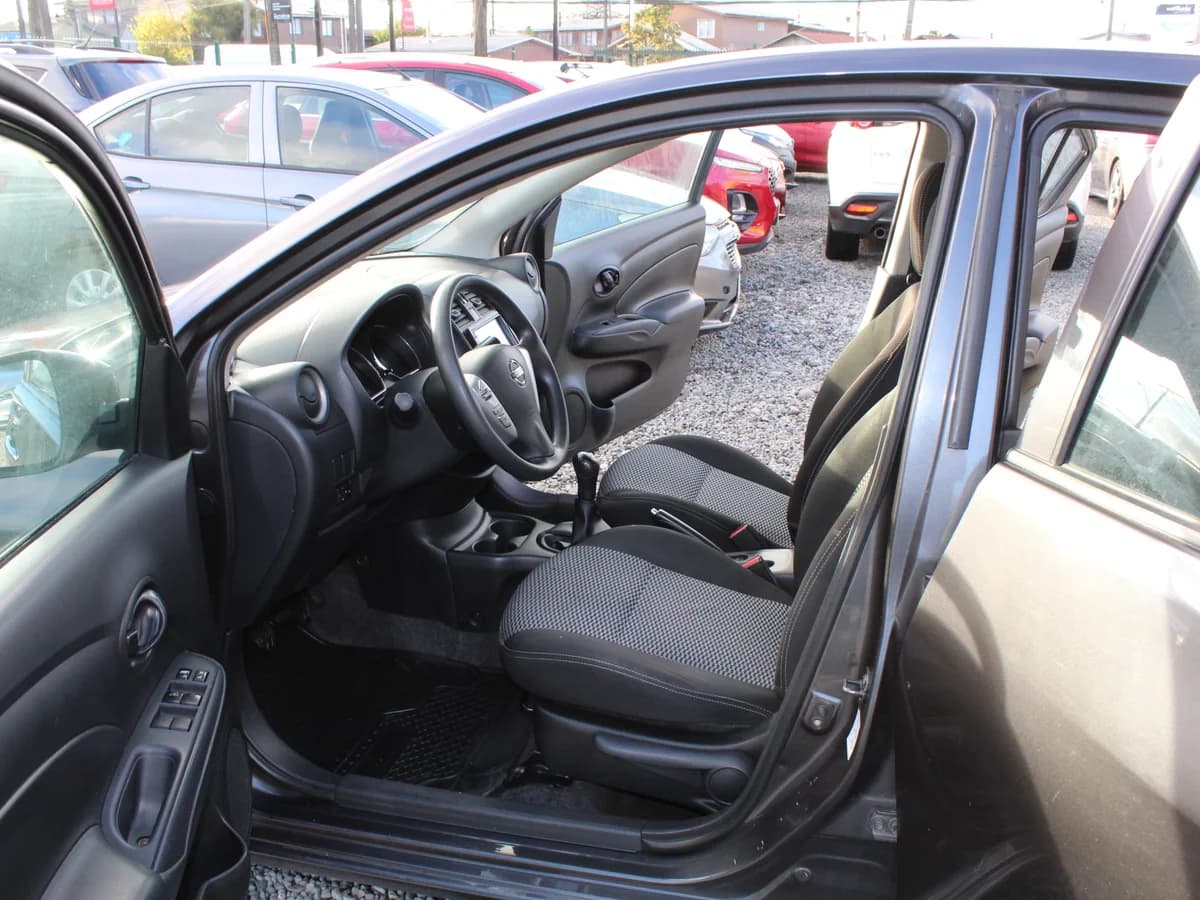 NISSAN VERSA SENSE 1.6 SENSE 2020 - Imagen 11