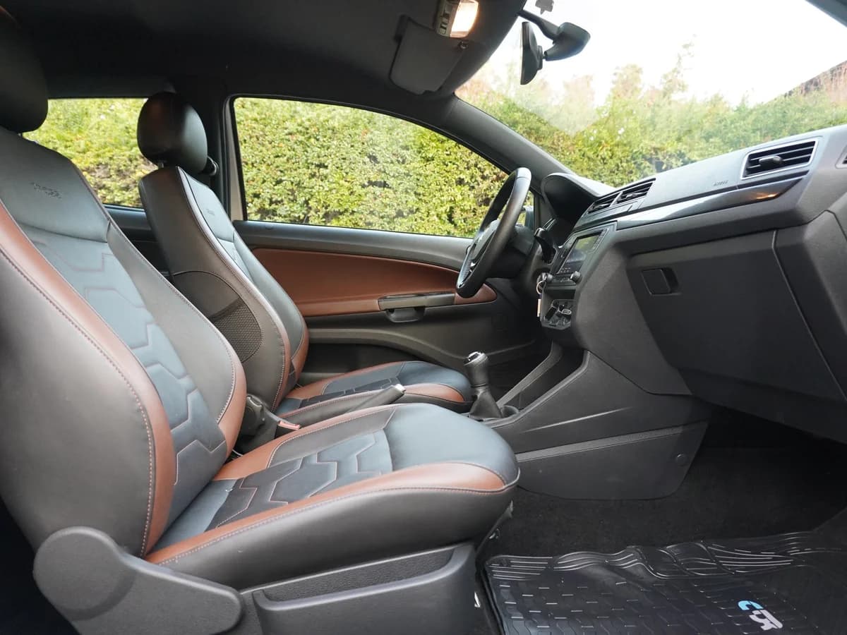 Volkswagen Saveiro 1.6 Cross. Año 2024 - Imagen 25