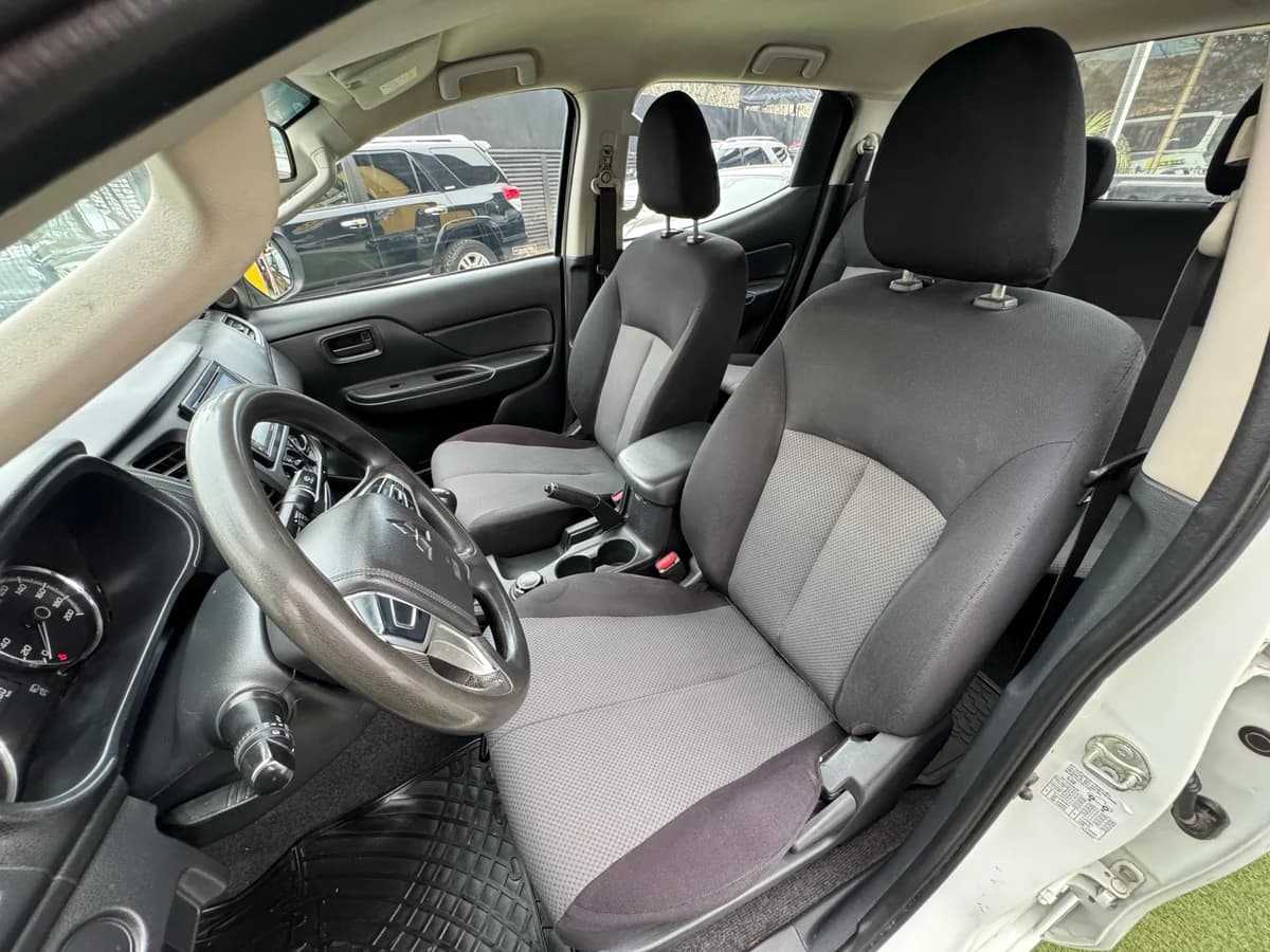 Mitsubishi L200 Katana CRT 2022 - Imagen 15