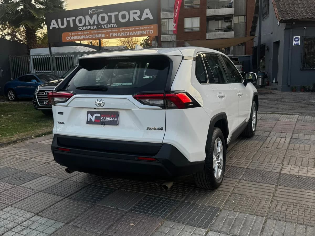 TOYOTA RAV 2.0 TM 4X2 - Imagen 9