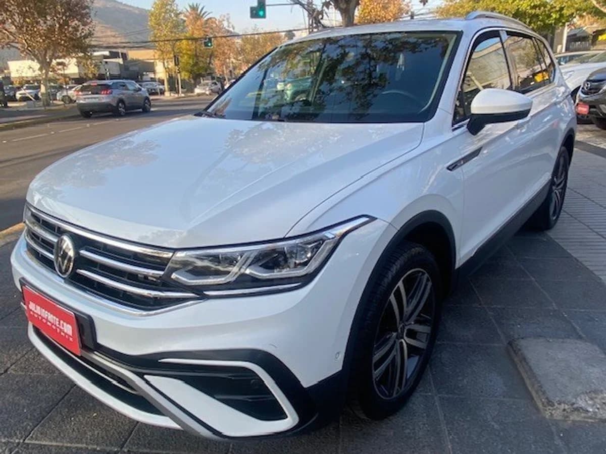 VOLKSWAGEN TIGUAN TSI 4x2 1.4 2023 - Imagen 1
