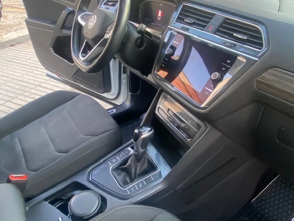 VOLKSWAGEN TIGUAN TSI 4x2 1.4 2023 - Imagen 10