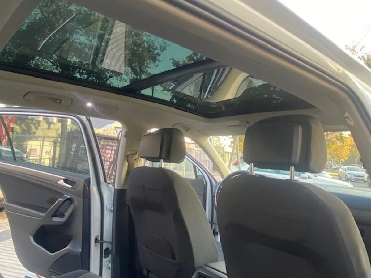 VOLKSWAGEN TIGUAN TSI 4x2 1.4 2023 - Imagen 16