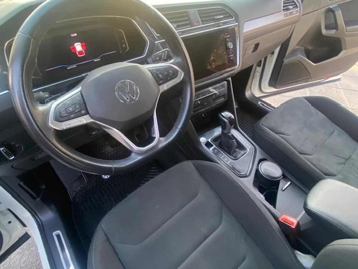 VOLKSWAGEN TIGUAN TSI 4x2 1.4 2023 - Imagen 22