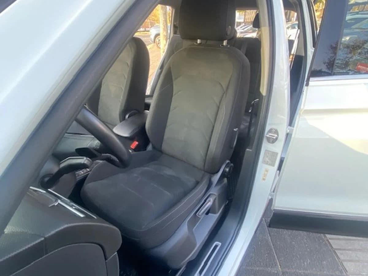 VOLKSWAGEN TIGUAN TSI 4x2 1.4 2023 - Imagen 23