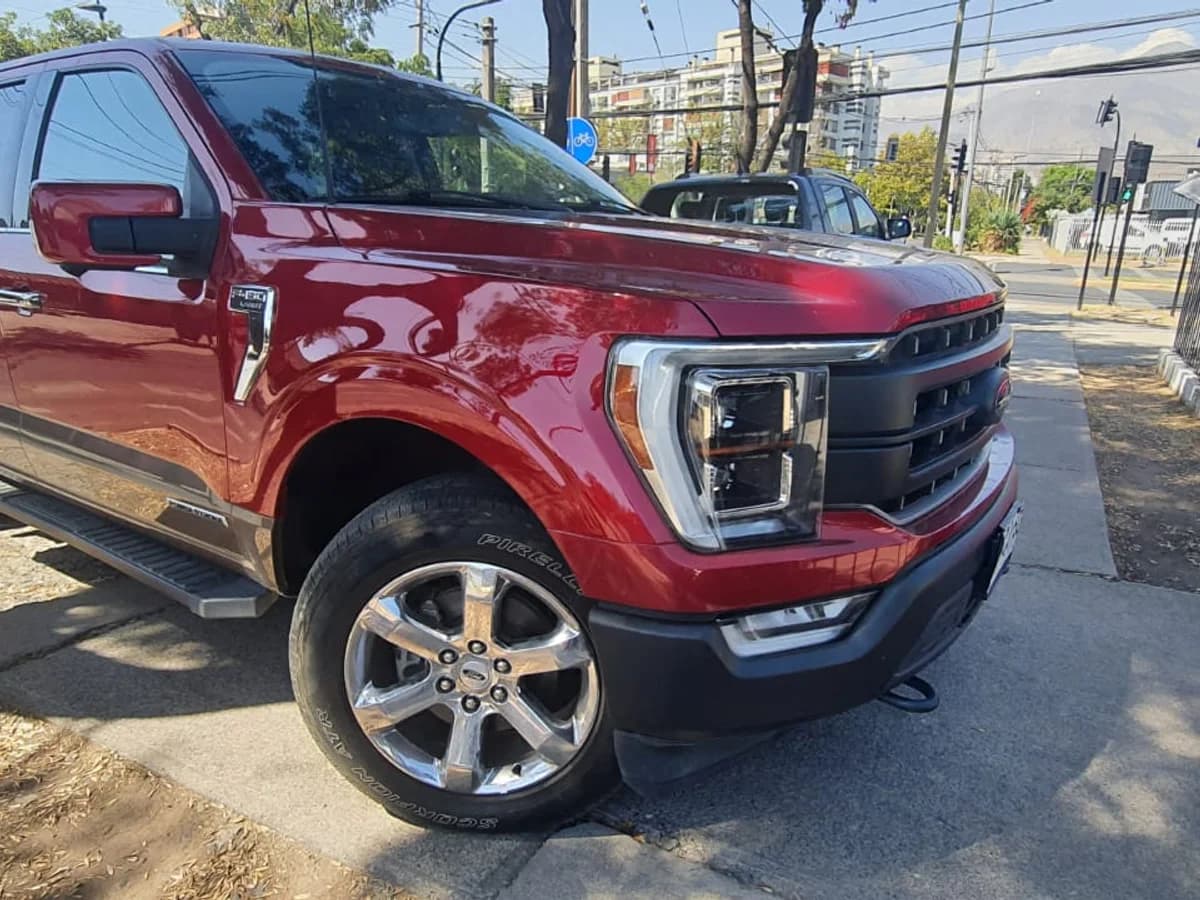 FORD F150 LARIAT LUXURY 3.0CC DIESEL 4X4 TECHO TIENE IVA - Imagen 2