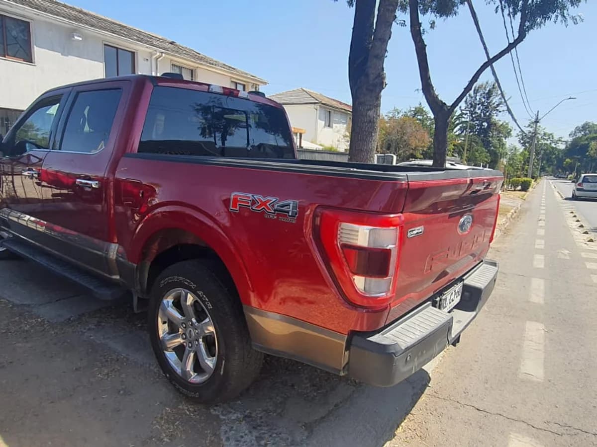 FORD F150 LARIAT LUXURY 3.0CC DIESEL 4X4 TECHO TIENE IVA - Imagen 3