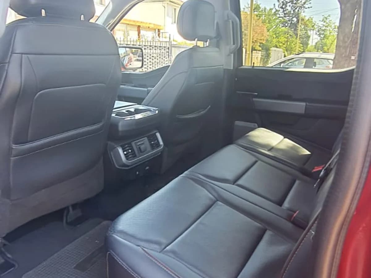FORD F150 LARIAT LUXURY 3.0CC DIESEL 4X4 TECHO TIENE IVA - Imagen 8