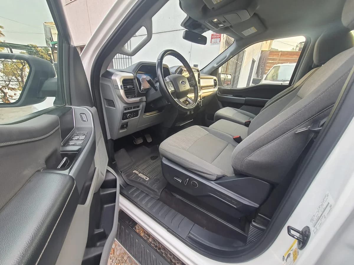 FORD F150 XLT DIESEL 3.0cc FULL EXCELENTE ESTADO (MUY ECONO) - Imagen 8