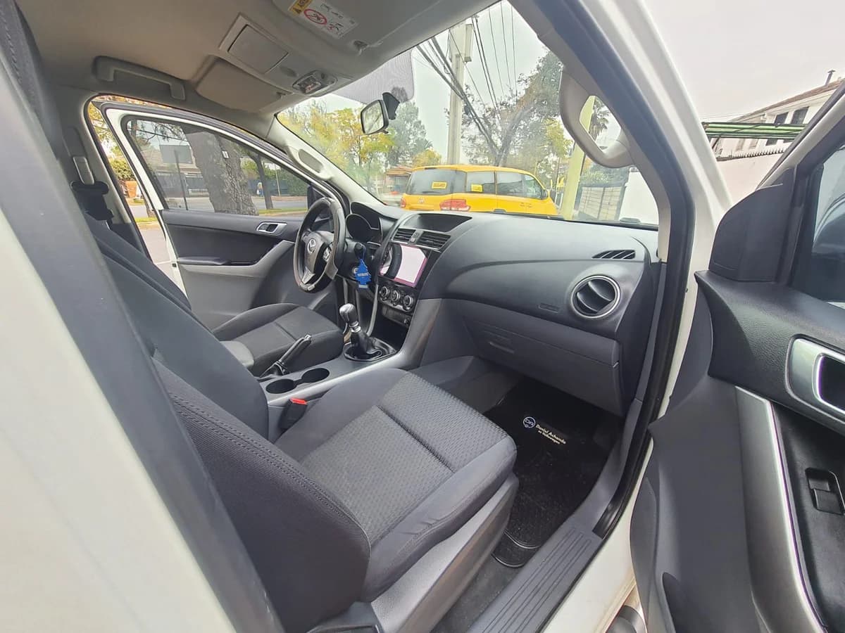 MAZDA NEW BT50 SDX SOLO 53.000KM REALMENTE NUEVA, UNICA EN SU ESTADO, CONSULTEN - Imagen 12