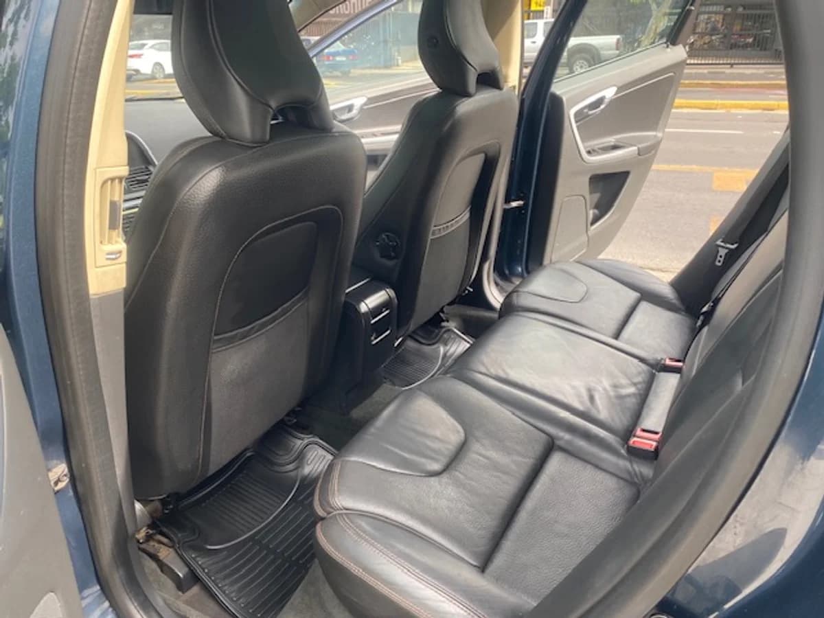 VOLVO XC60 T6 Plus 4x4 2010 - Imagen 13