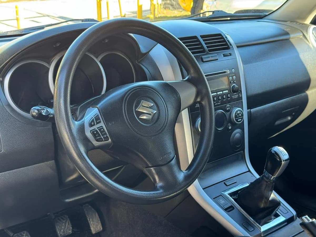 SUZUKI GRAND VITARA 2.4 MT 4X4 - Imagen 12