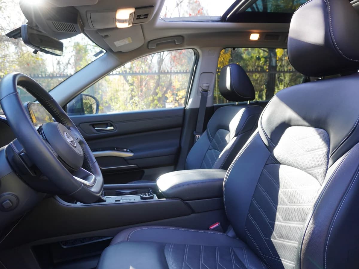 Nissan Pathfinder 3.5 Exclusive 4x4 Año 2025 - Imagen 23