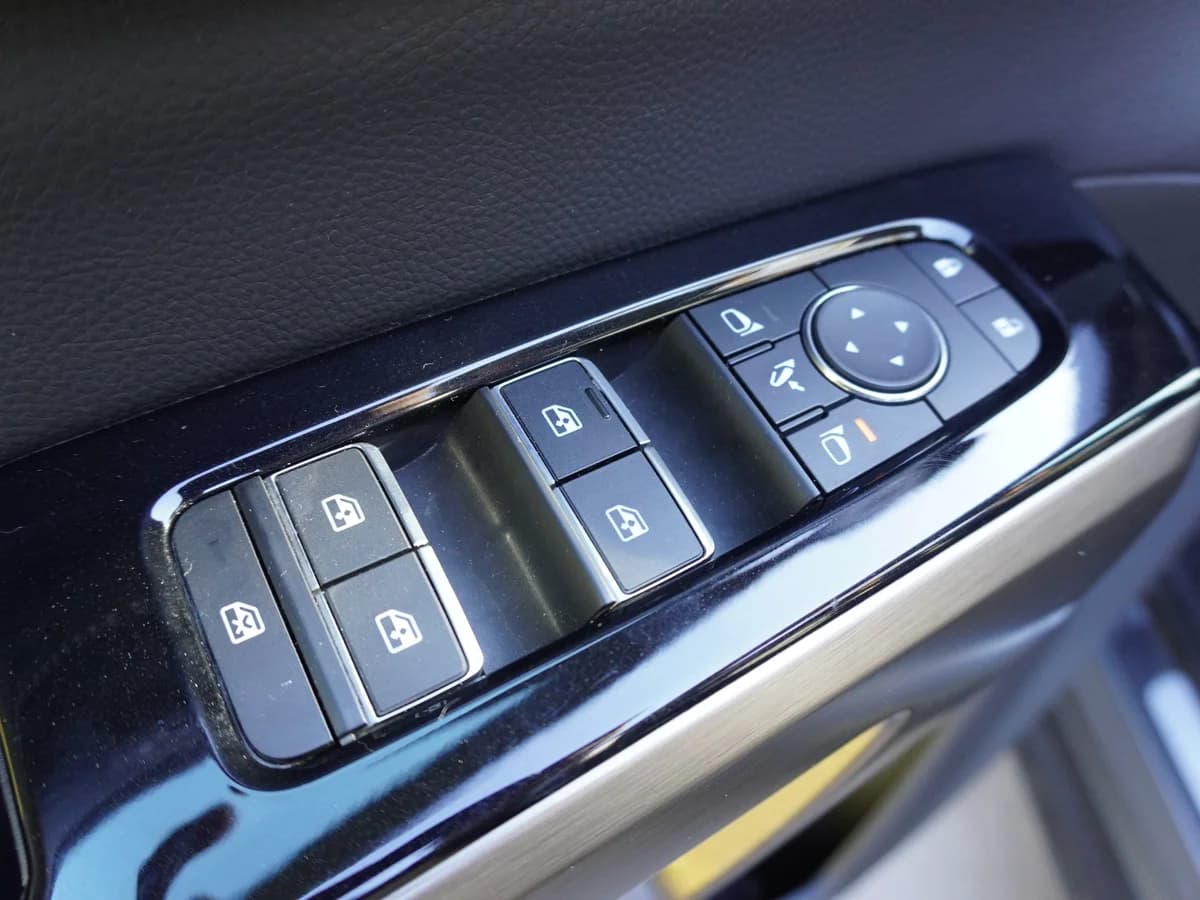 Nissan Pathfinder 3.5 Exclusive 4x4 Año 2025 - Imagen 25