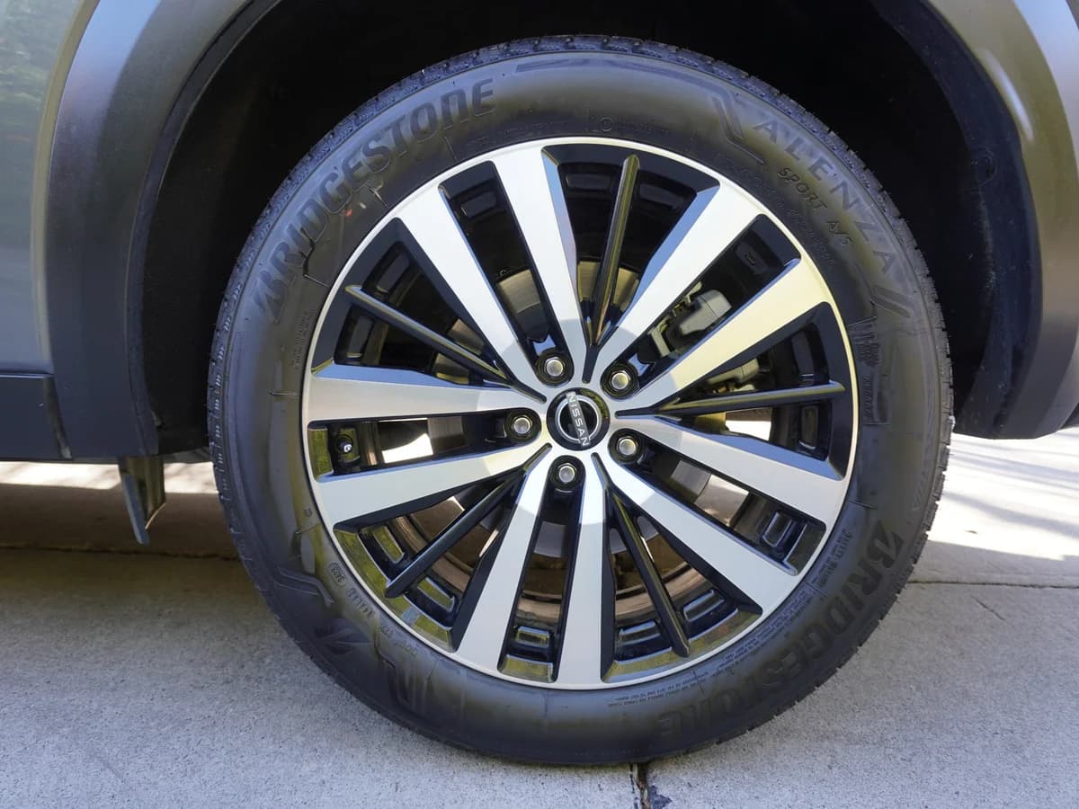 Nissan Pathfinder 3.5 Exclusive 4x4 Año 2025 - Imagen 28