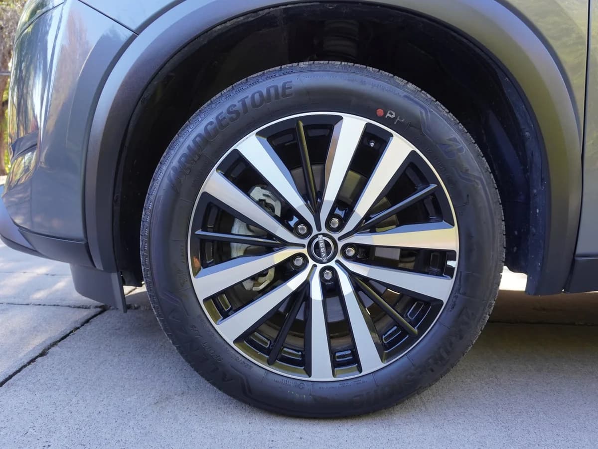 Nissan Pathfinder 3.5 Exclusive 4x4 Año 2025 - Imagen 29