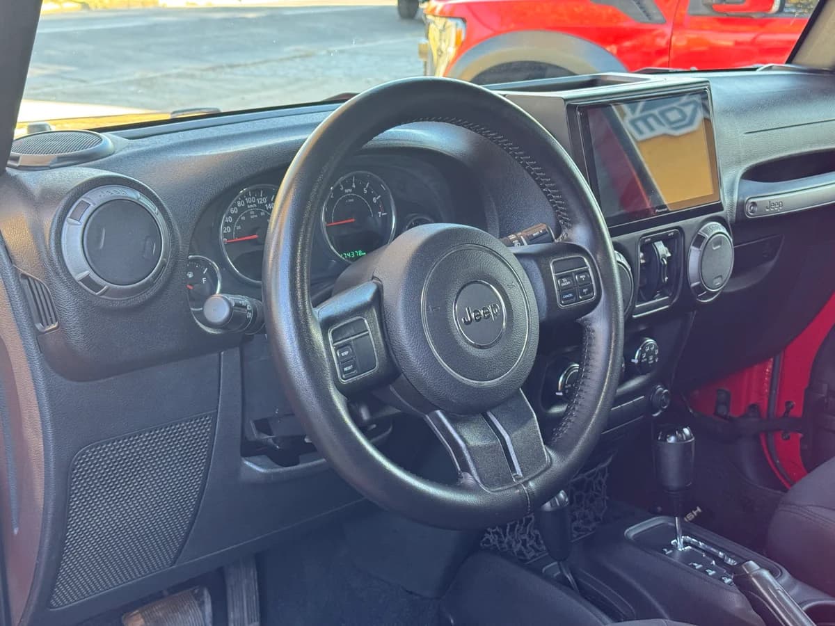 Jeep Wrangler JKU Sport 2015 - Imagen 12