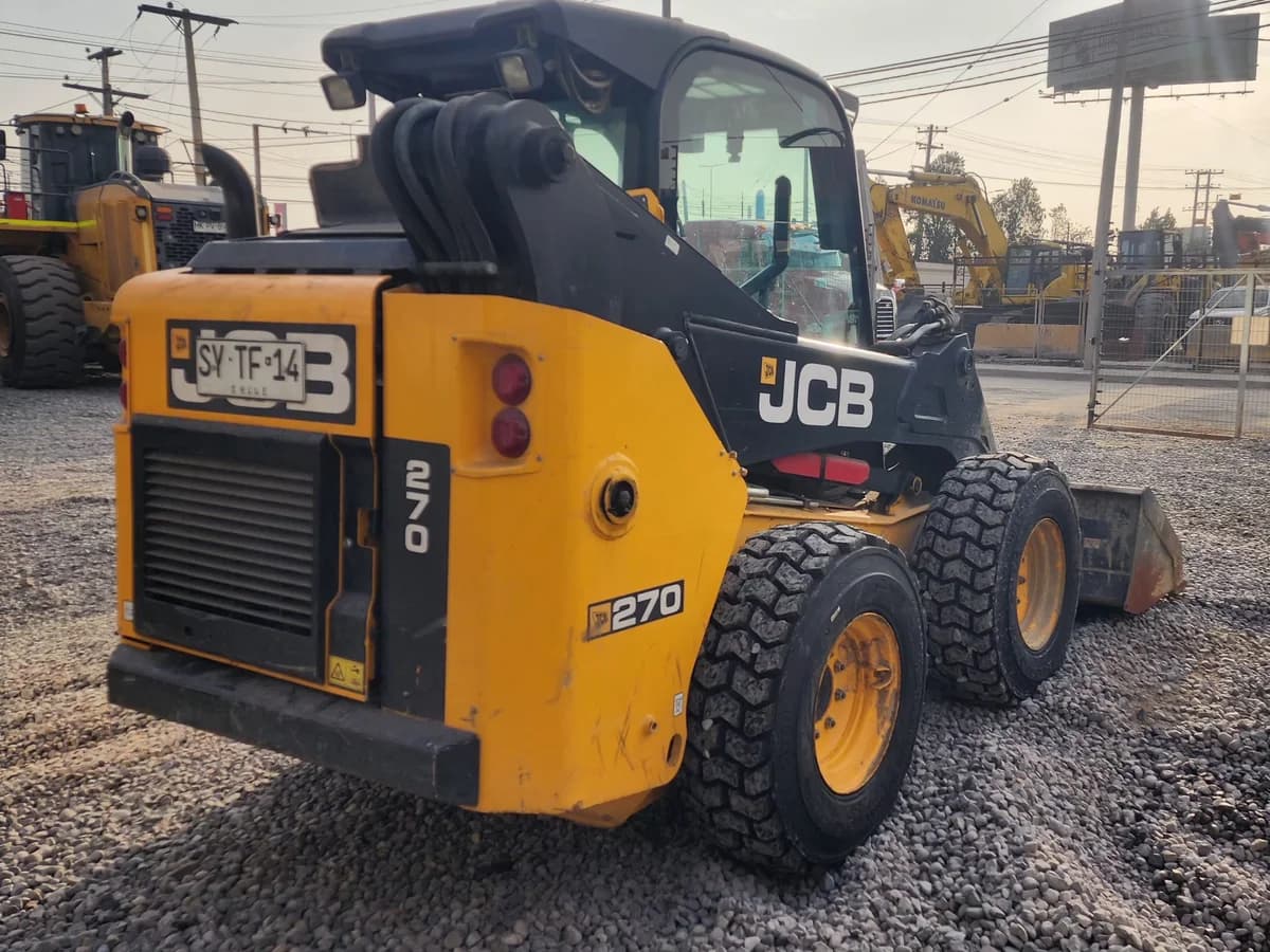 Minicargador JCB 270 año 2023 - Imagen 4