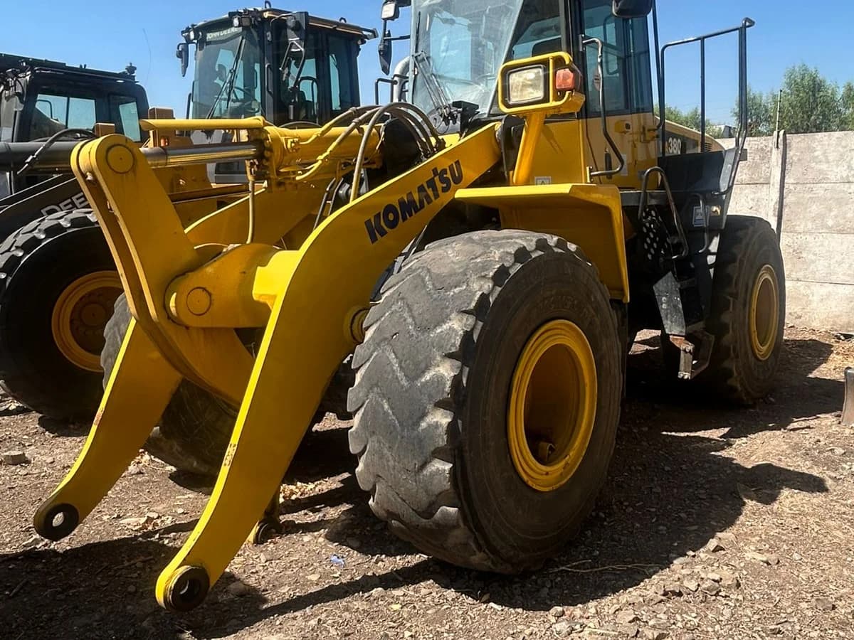 Cargador Frontal Komatsu WA380 - 2017 - Imagen 1