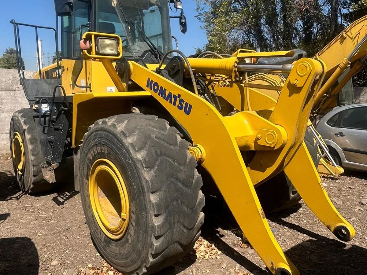 Cargador Frontal Komatsu WA380 - 2017 - Imagen 3