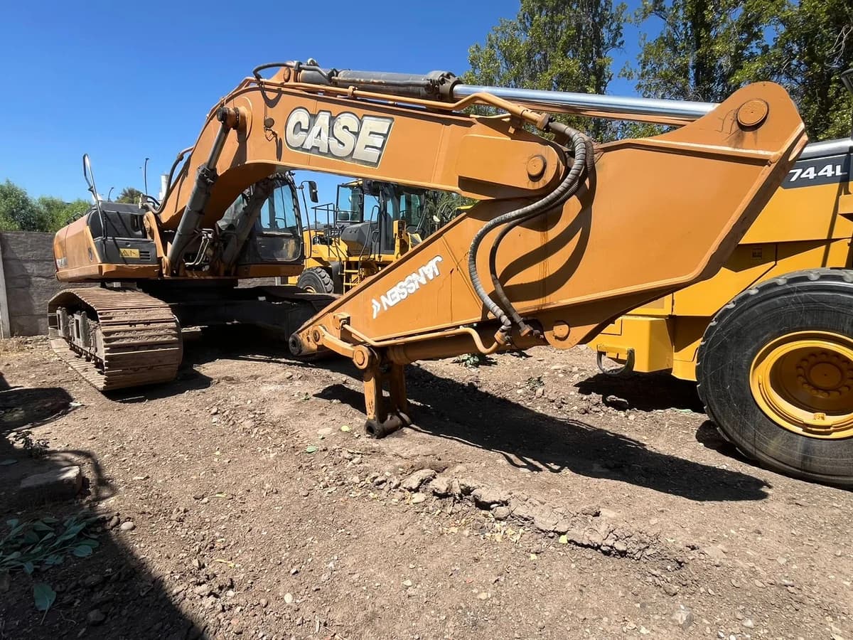 Excavadora CASE CX470B - 2020 - Imagen 1