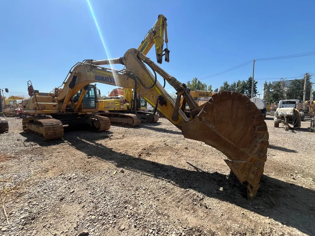 Excavadora Komatsu PC300 - 2022 - Imagen 4
