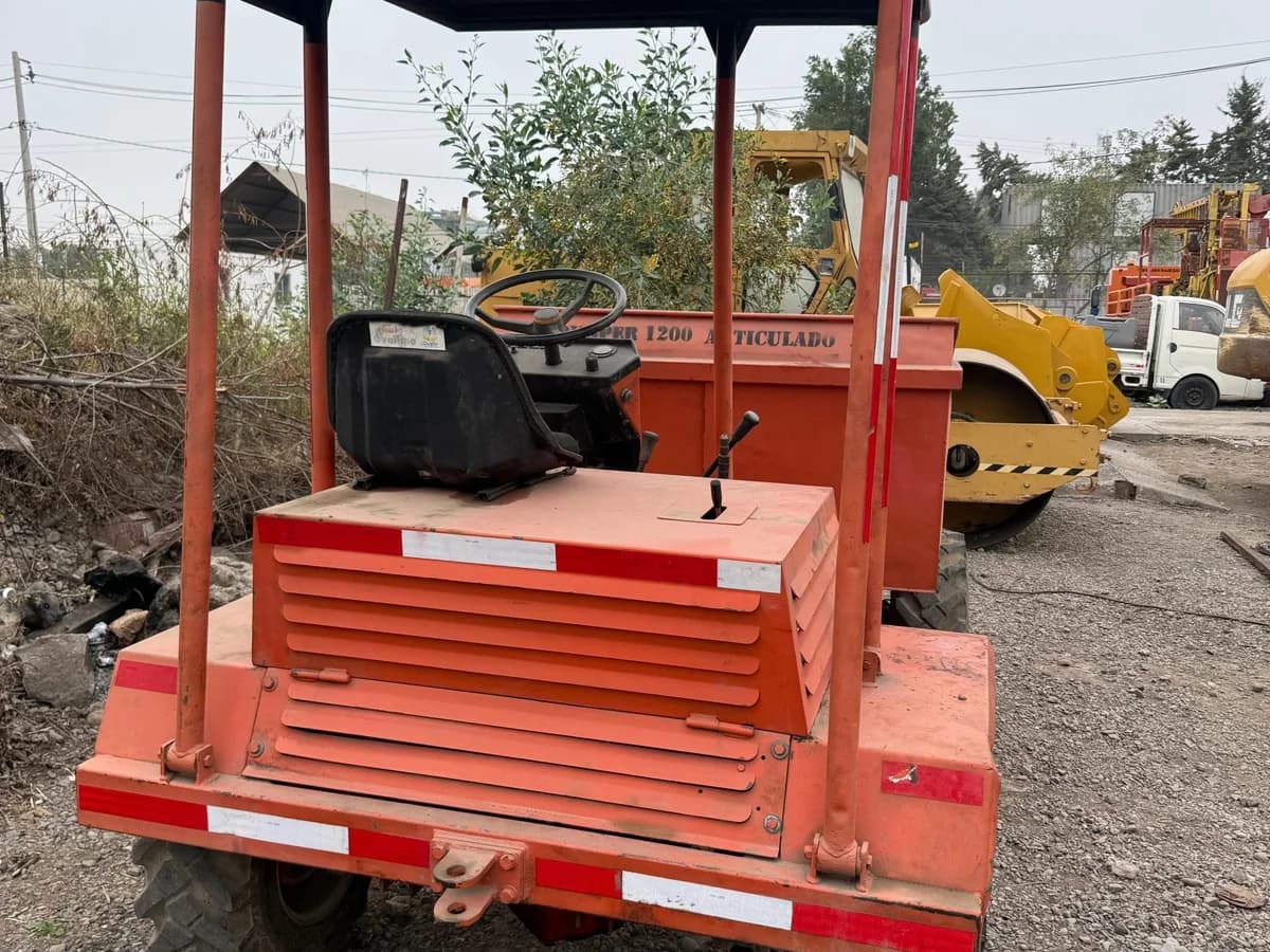 Dumper Articulado 4×4 - Imagen 3
