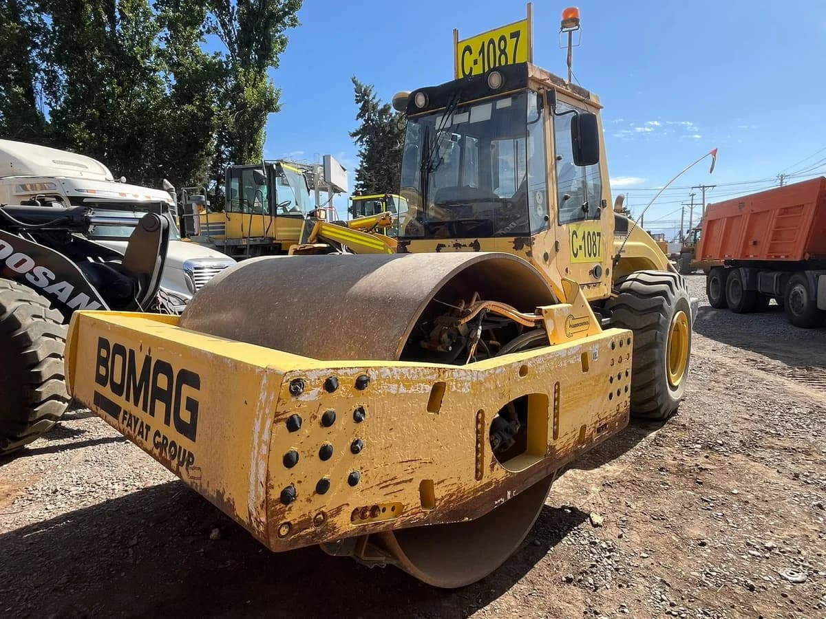 Rodillo Compactador BOMAG BW226DH - 2010 - Imagen 1