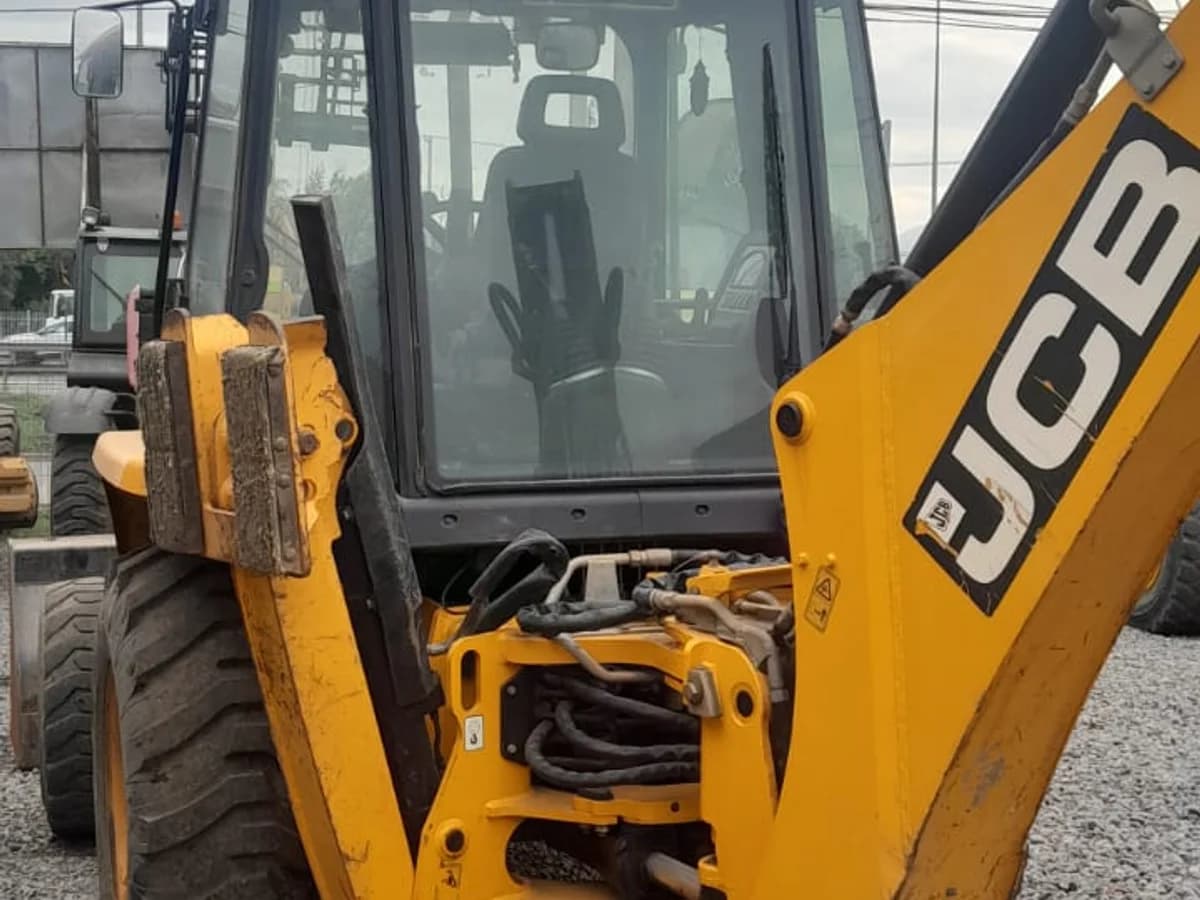 JCB 3CX 4X4 2022 - Imagen 19