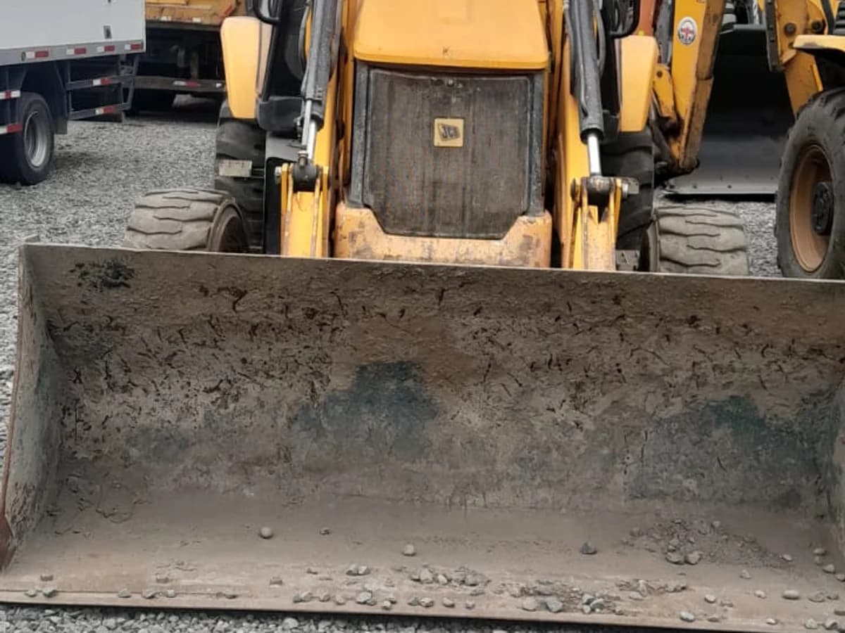 JCB 3CX 4X4 2022 - Imagen 2
