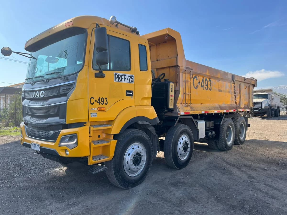 Camion Tolva JAC Lander HFC 3430 - 2.021 - Imagen 2