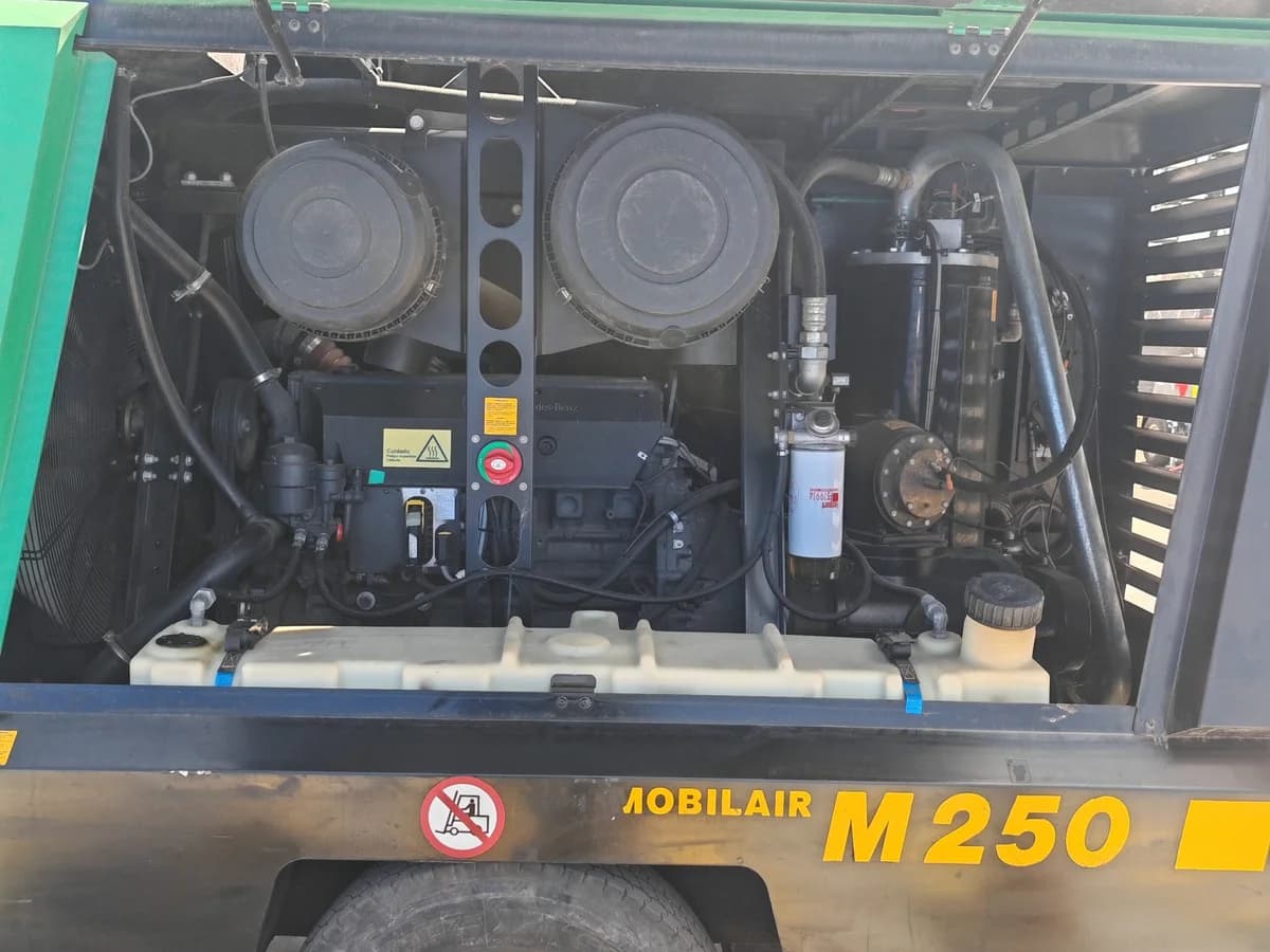Compresor Kaeser M250 - Imagen 8