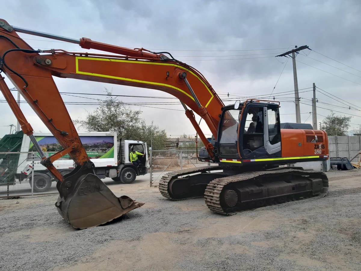 Excavadora Hitachi 350Lc Año 2011 - Imagen 5